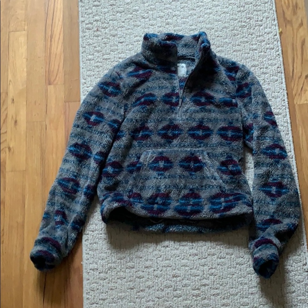 Pull over tribal print